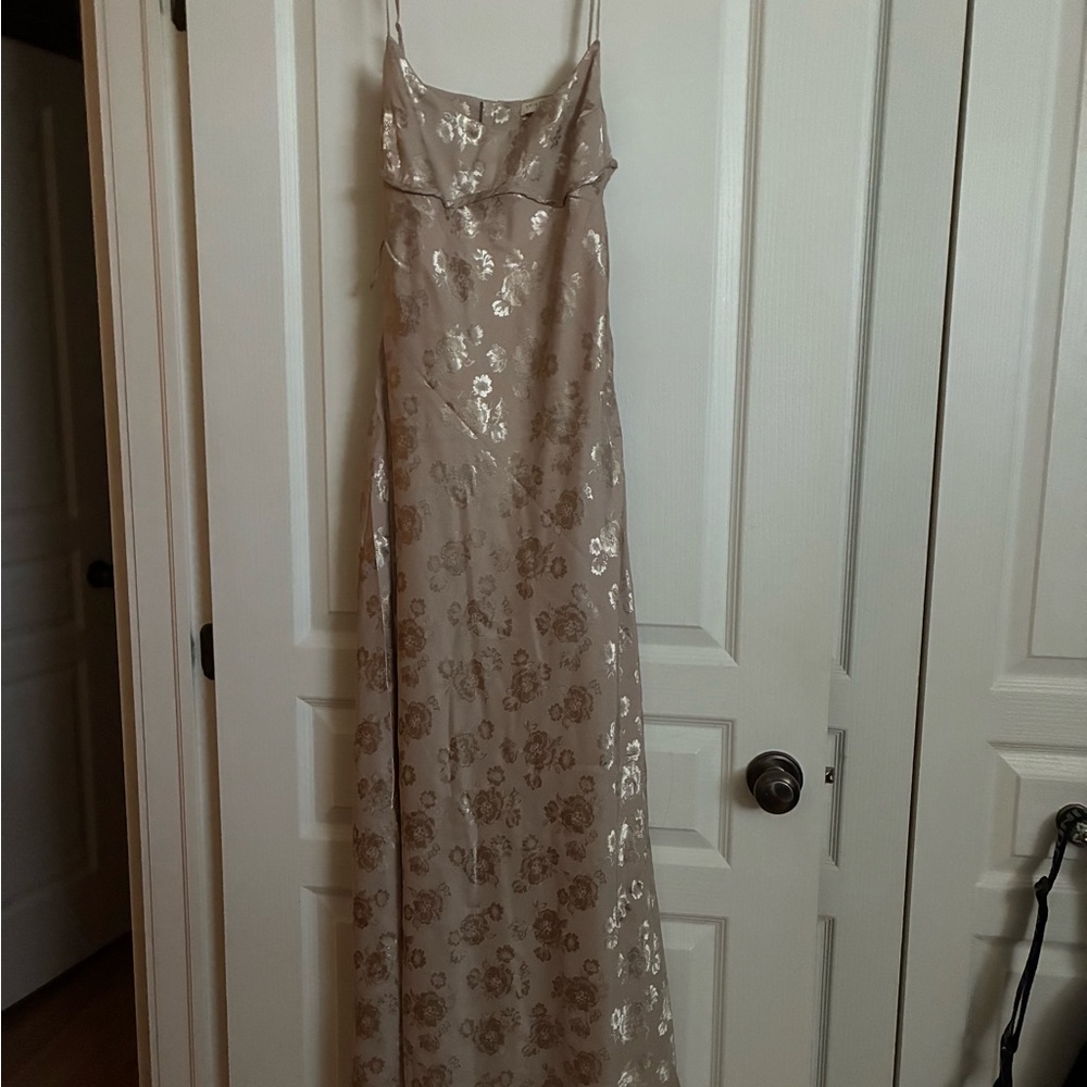 Elegant Floral Gold Maxi Dress